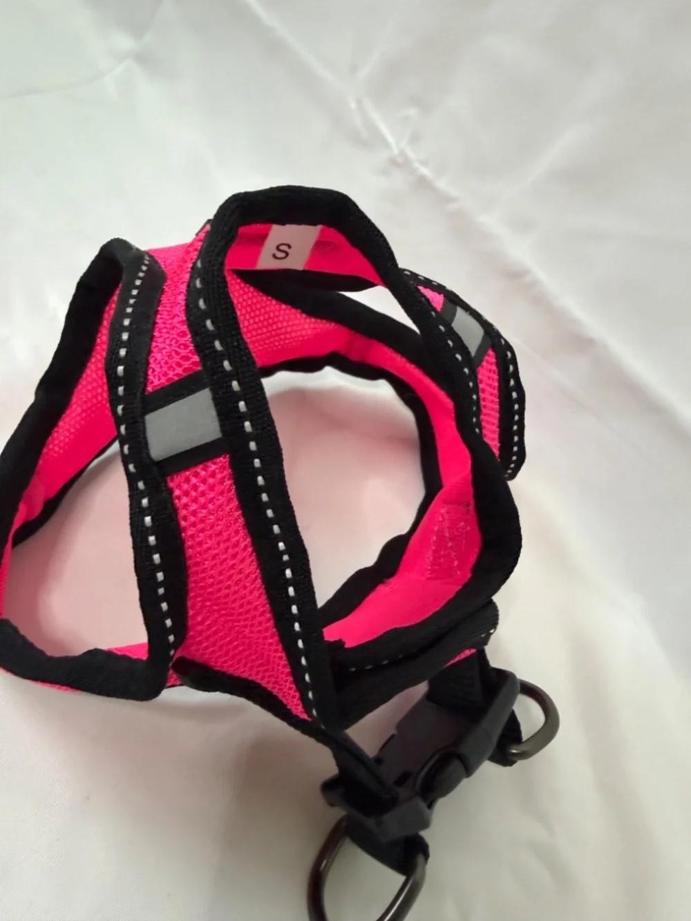 Pawtitas Reflective Mesh Dog & Cat Harness Size Small Pink Adjustable